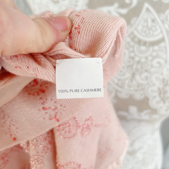 🌸 TSE 100% Cashmere Cropped Cardigan – Pink, Size M Retail $790 hand beaded - Picture 14 of 14